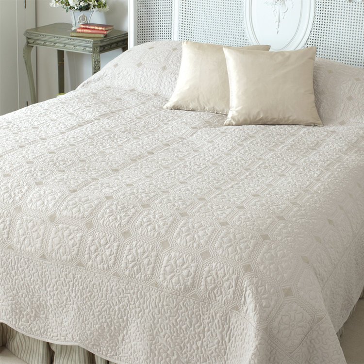 ... Ivory Victoria Quilted Shabby Chic Bedding Cover - Shabby Chic Bedding