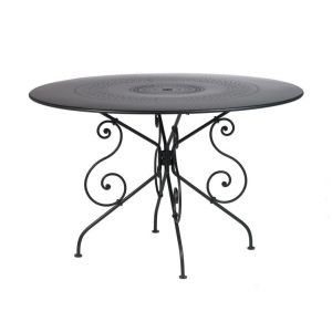 1900 French Garden Table 117cm diameter 1900 French Garden Table 117cm diameter