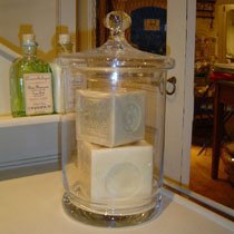 Bonbons Jar with Lid