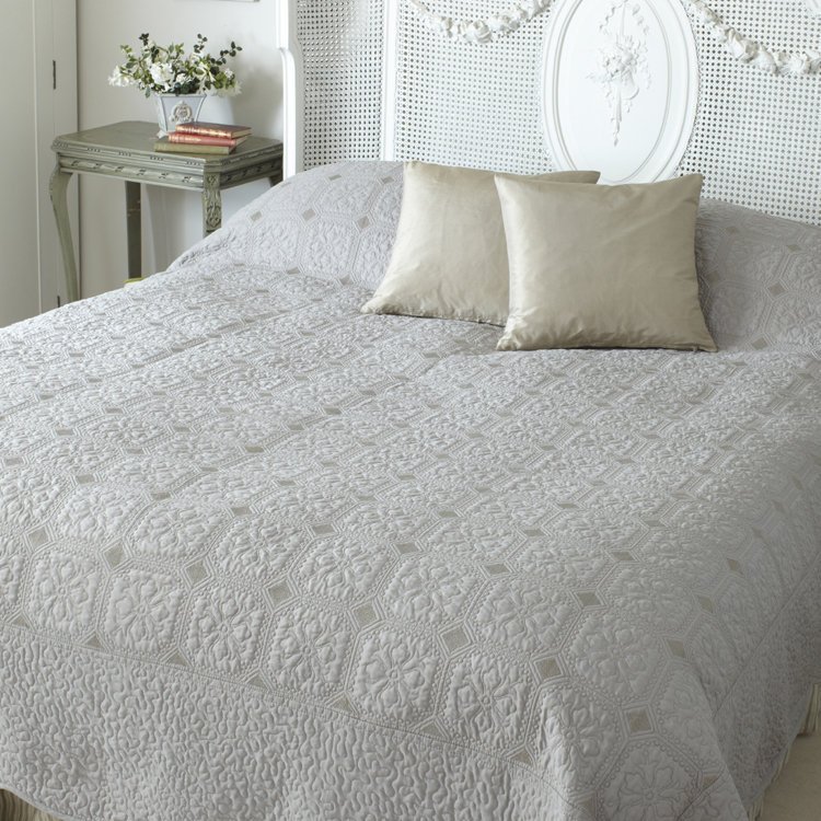 Double Victoria Beige Taupe French Country Bedding Cover